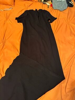 Fashion Nova Black Short Sleeve Maxi Dress - Classic Minimalist